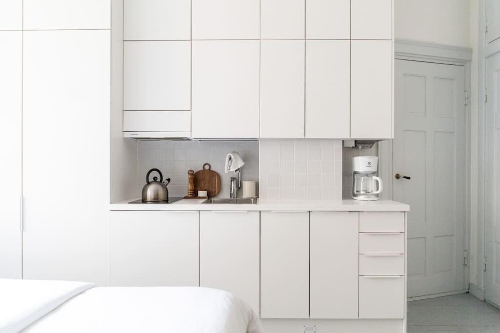 Small With Spacious Bathroom In Ullanlinna Helsinki